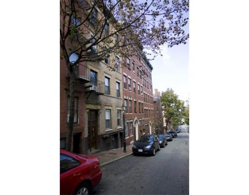 Photo 28 of Irving St. Unit 4