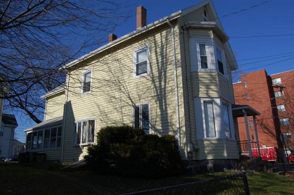 2 bed, 1 bath apartment for rent at 117 Prospect St Unit 1, Waltham — photo 16 of 16