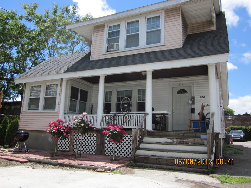 7 bed, 3 bath apartment for rent at 81 Linden St, Allston — photo 6 of 6