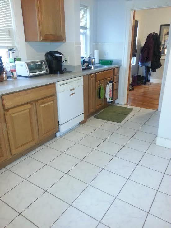 3 bed, 1.5 bath apartment for rent at 4 Athelstane Rd Unit 1, Newton — photo 1 of 12