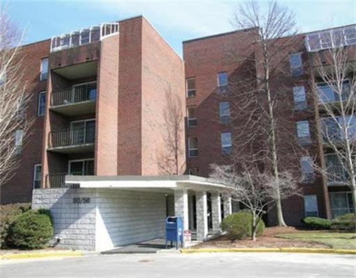 2 bed, 2 bath apartment for rent at 50-56 Broadlawn Park Unit 110, Chestnut Hill — photo 19 of 19