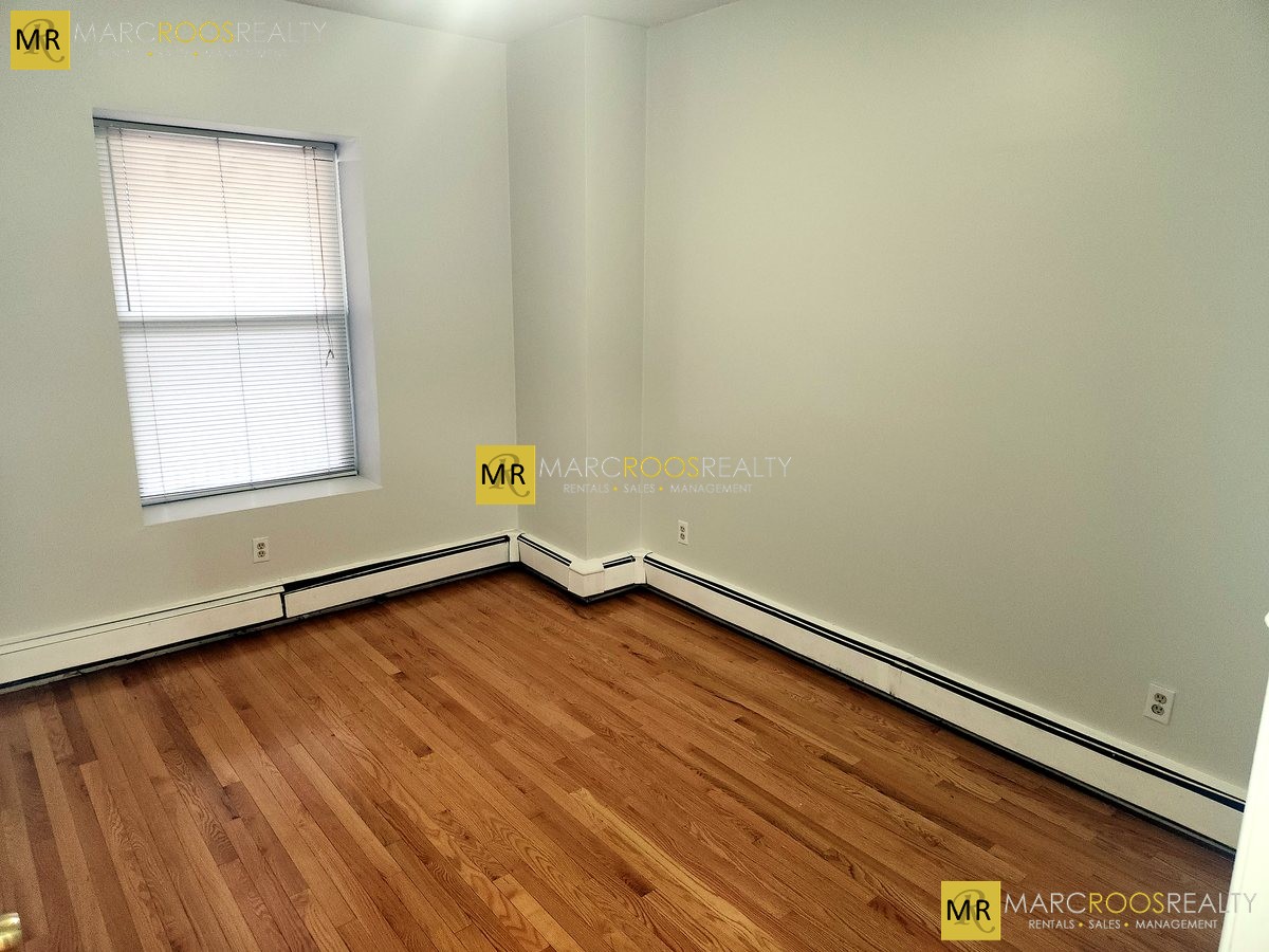 Photo 4 of Washington St. Unit 3