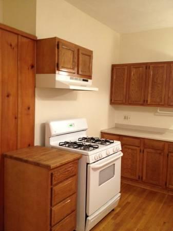 1 bed, 1 bath apartment for rent at 14 Clarendon St, Watertown