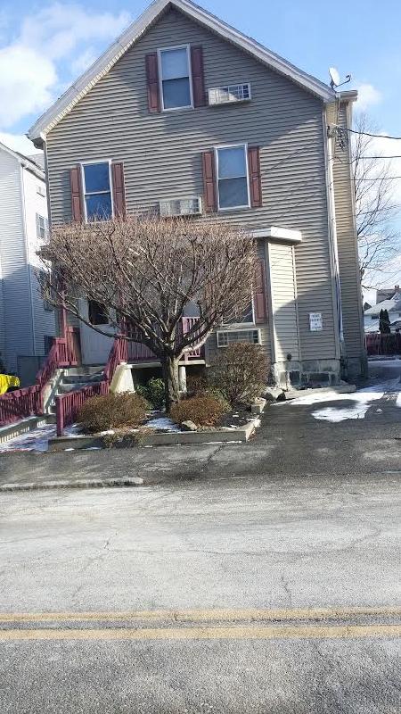104 Adams St, Waltham