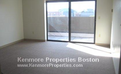 4 bed, 2 bath apartment for rent at 180 Shawmut Ave, South End — photo 3 of 8