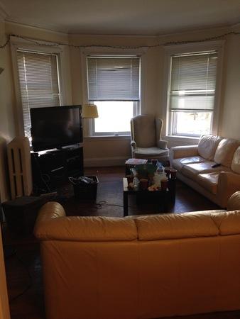 154 Thorndike St, Brookline