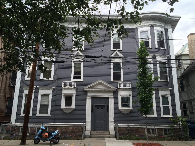 Photo 2 of 524 Putnam Ave. Unit 12