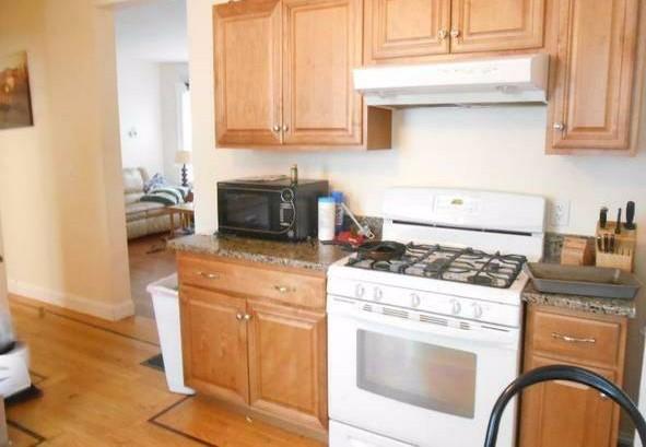 77 Easton St, Allston