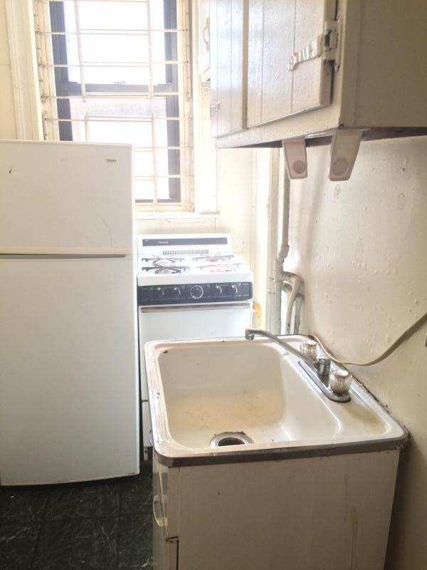 55 Burbank St, Fenway