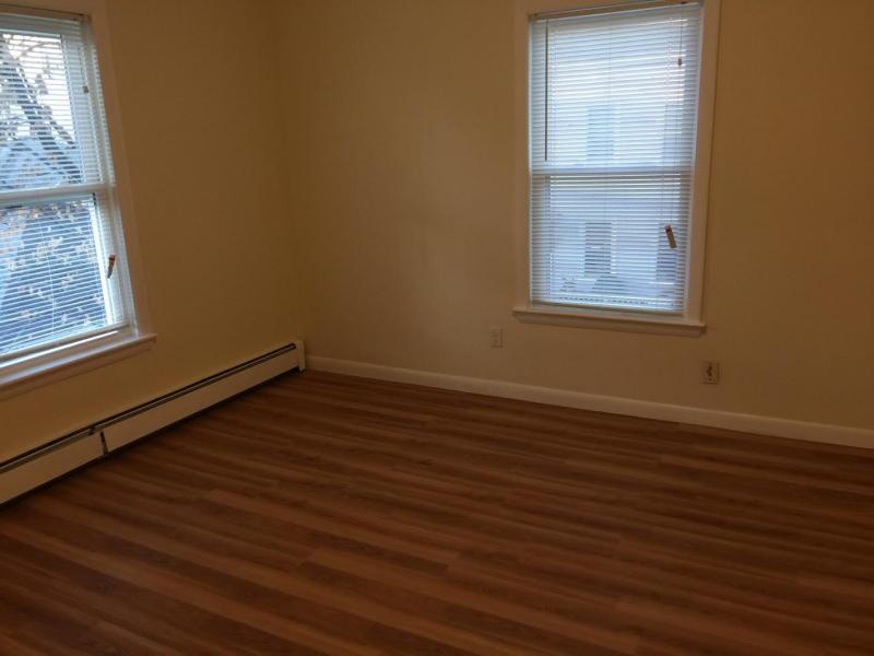 3 bed, 2.5 bath apartment for rent at 49 Harvard St Unit C, Waltham — photo 7 of 10