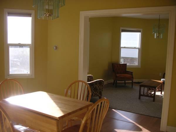 27R Albion St, Somerville