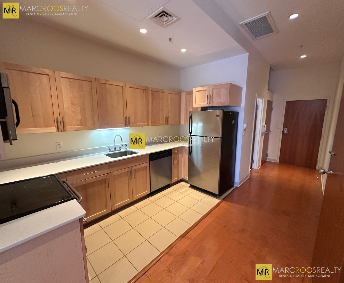 Photo 3 of Washington St. Unit 403