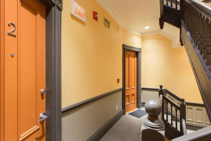 Photo 18 of 254 Newbury St. Unit 5
