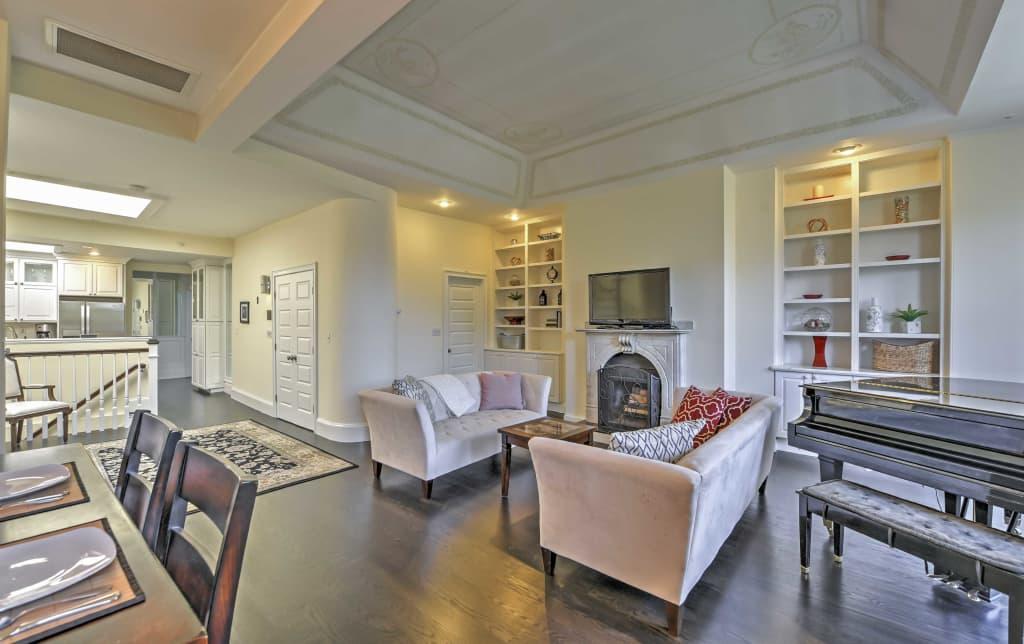 2 bed, 2 bath apartment for rent at 230 Marlborough St Unit 4, Back Bay — photo 4 of 25