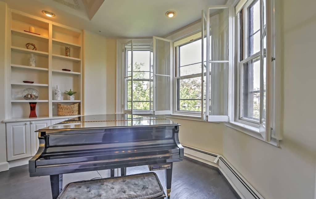 2 bed, 2 bath apartment for rent at 230 Marlborough St Unit 4, Back Bay — photo 5 of 25