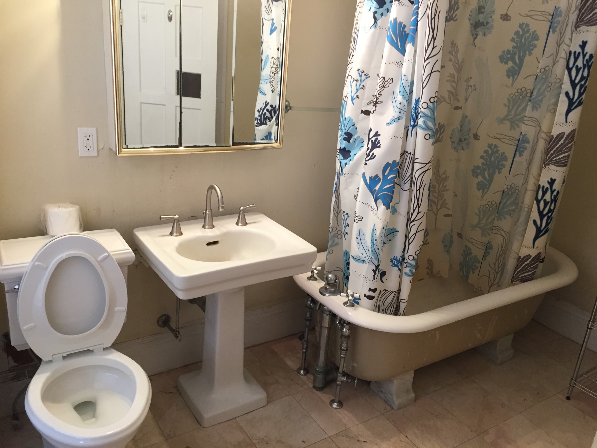 Photo 20 of 429 Marlborough St. Unit 3B