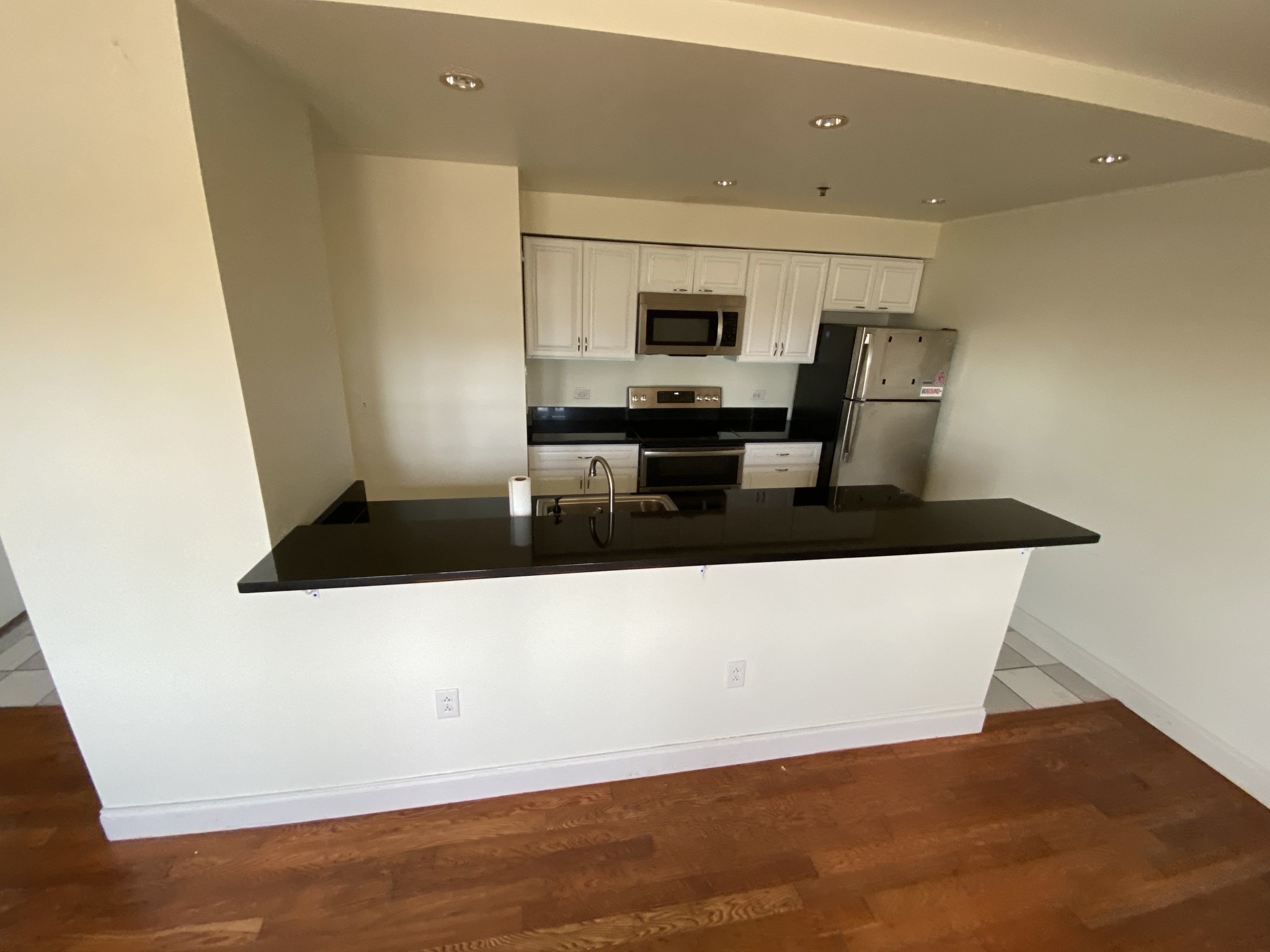 1 bed, 1 bath apartment for rent at 534 Commonwealth Ave Unit 7C, Fenway — photo 28 of 39