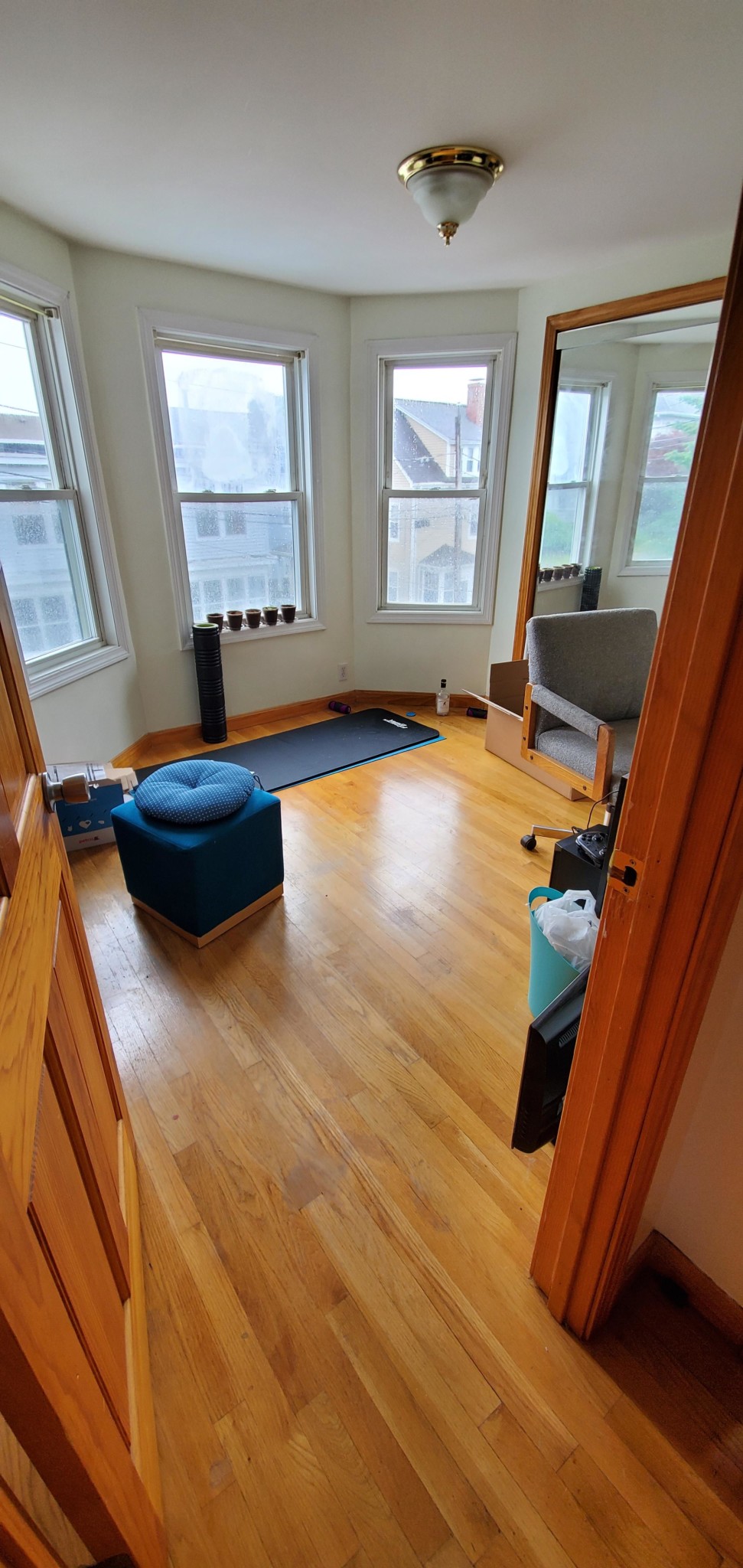 4 bed, 2 bath apartment for rent at 14 Underwood Park Unit 2, Waltham — photo 5 of 17