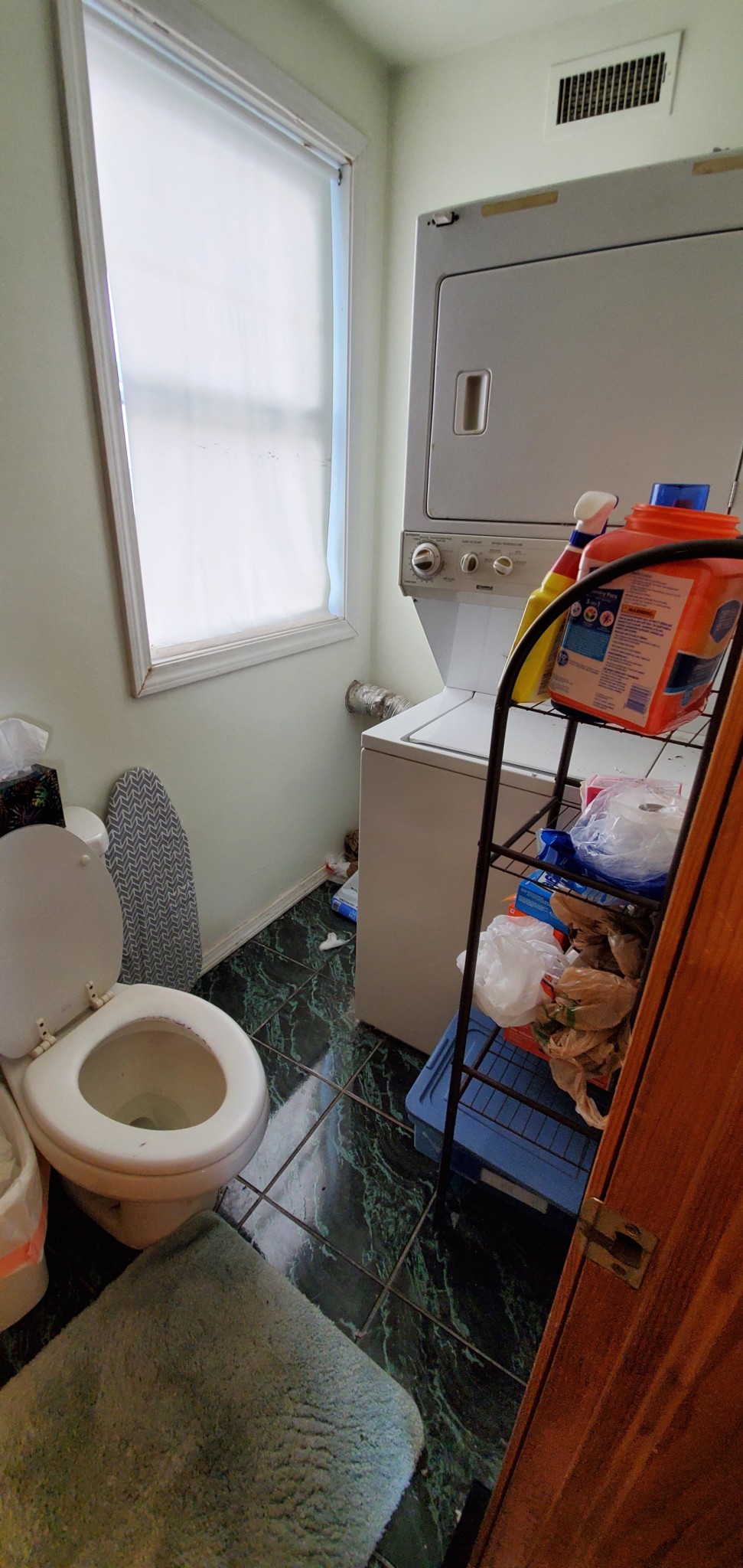 4 bed, 2 bath apartment for rent at 14 Underwood Park Unit 2, Waltham — photo 12 of 17