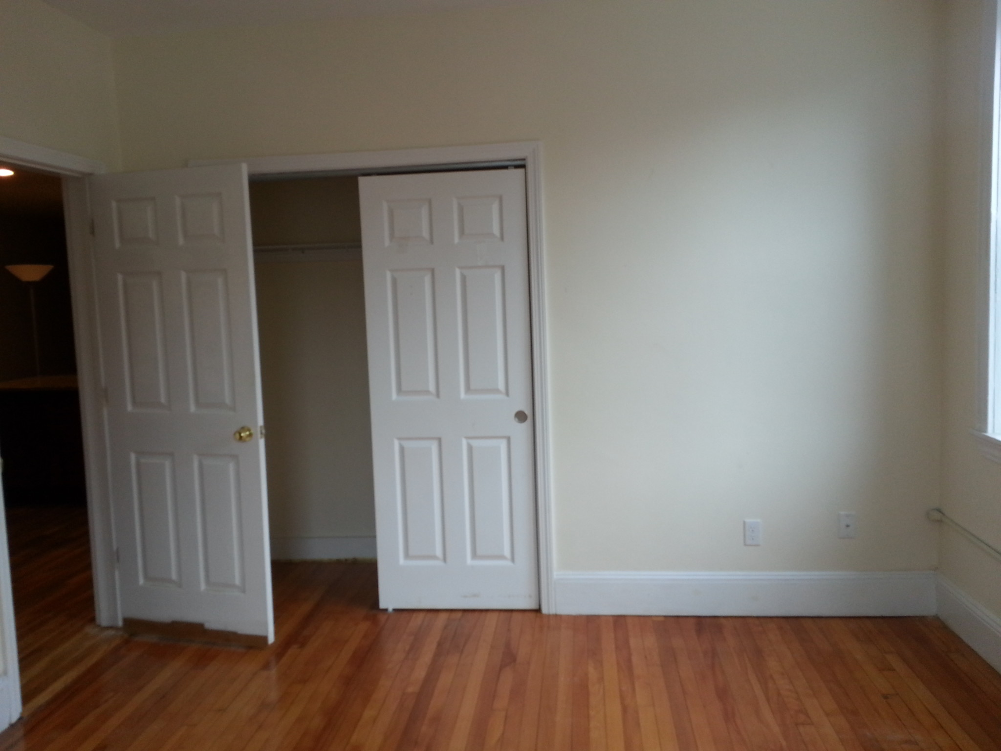 Photo 6 of Egmont St. Unit 6