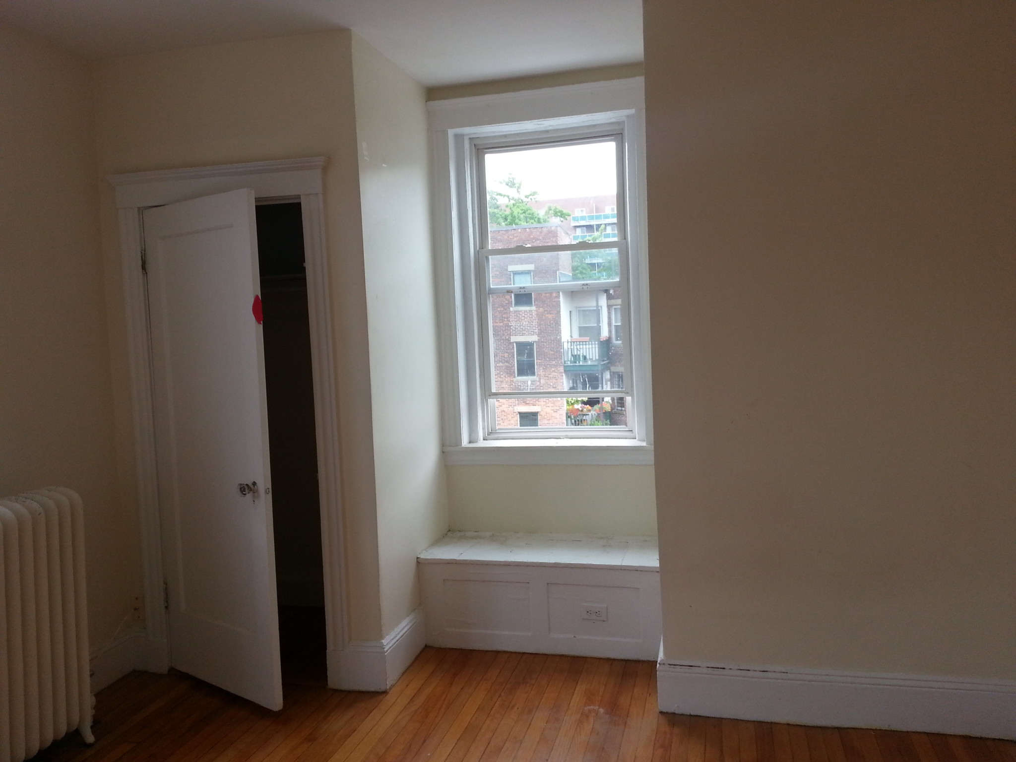 Photo 5 of Egmont St. Unit 6