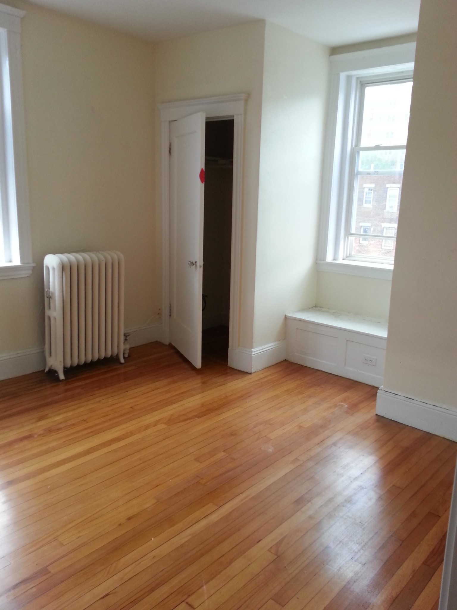 Photo 4 of Egmont St. Unit 6