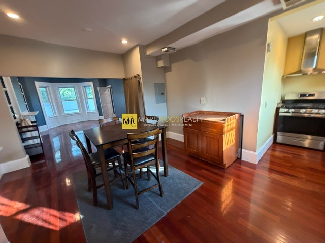 Photo 9 of Washington St. Unit 2