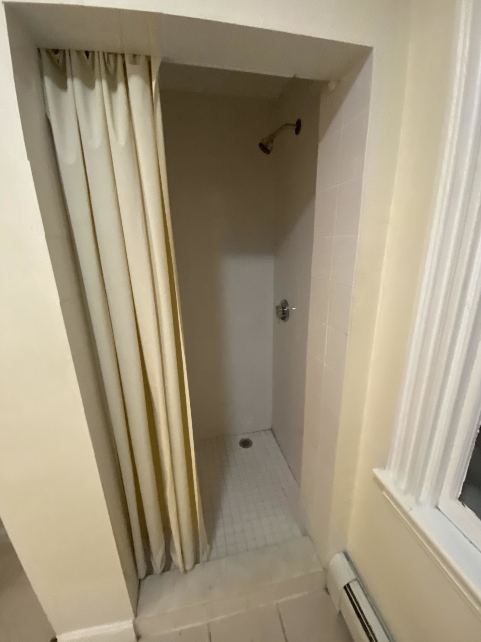 100 Winthrop St, Roxbury