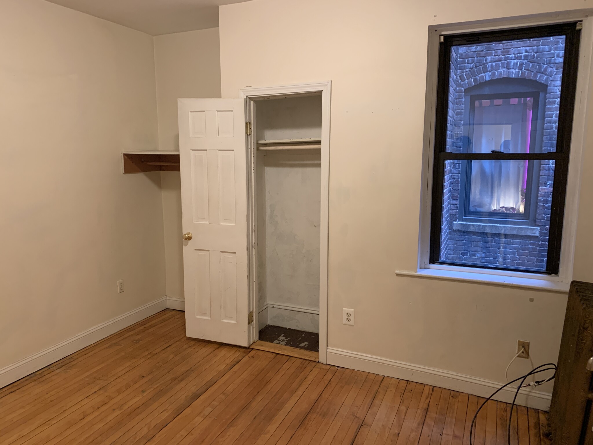 Studio bed, 1 bath apartment for rent at 55 Burbank St Unit 6, Fenway — photo 5 of 8