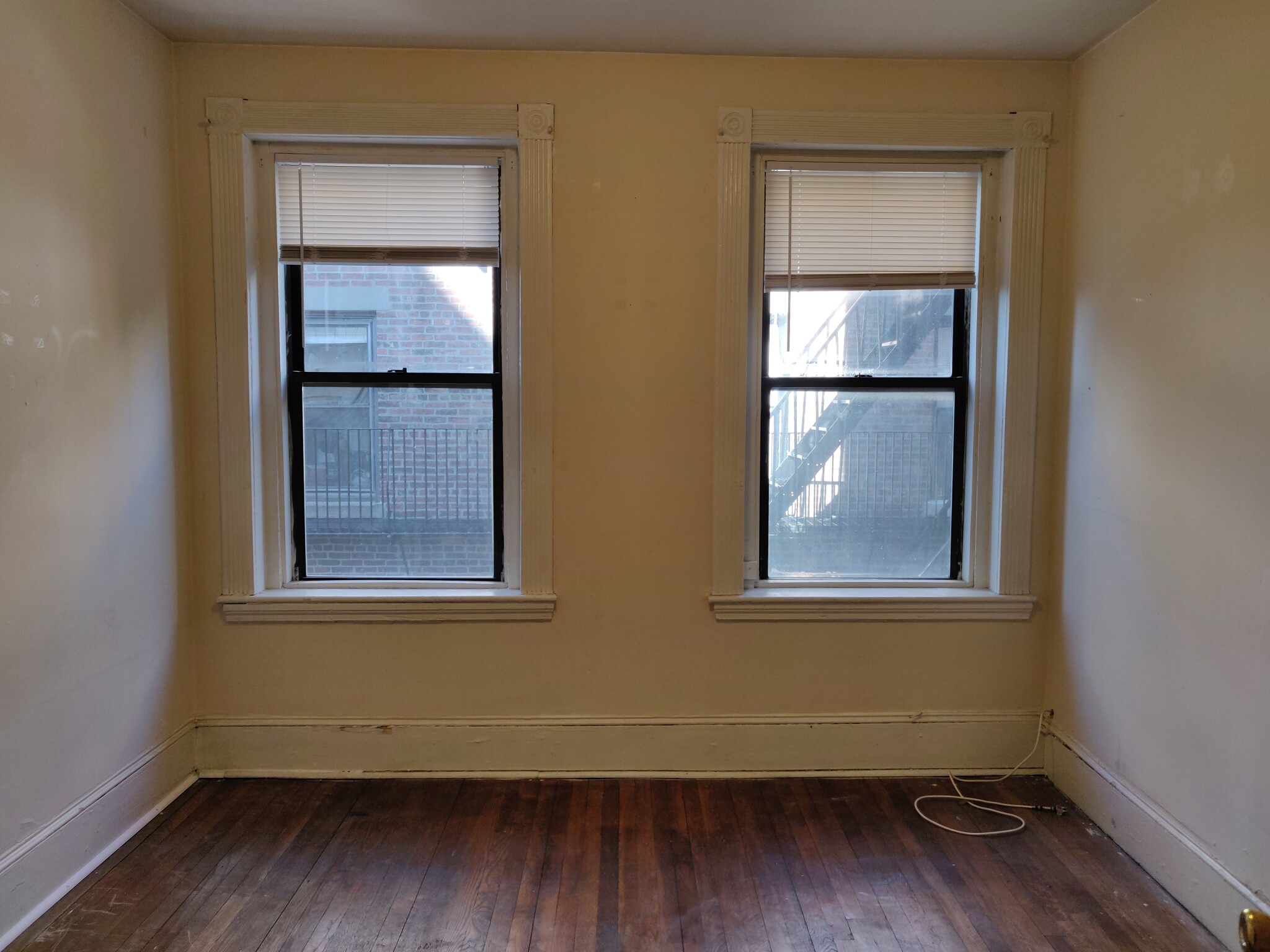 9 Myrtle St. - 2,450USD / month