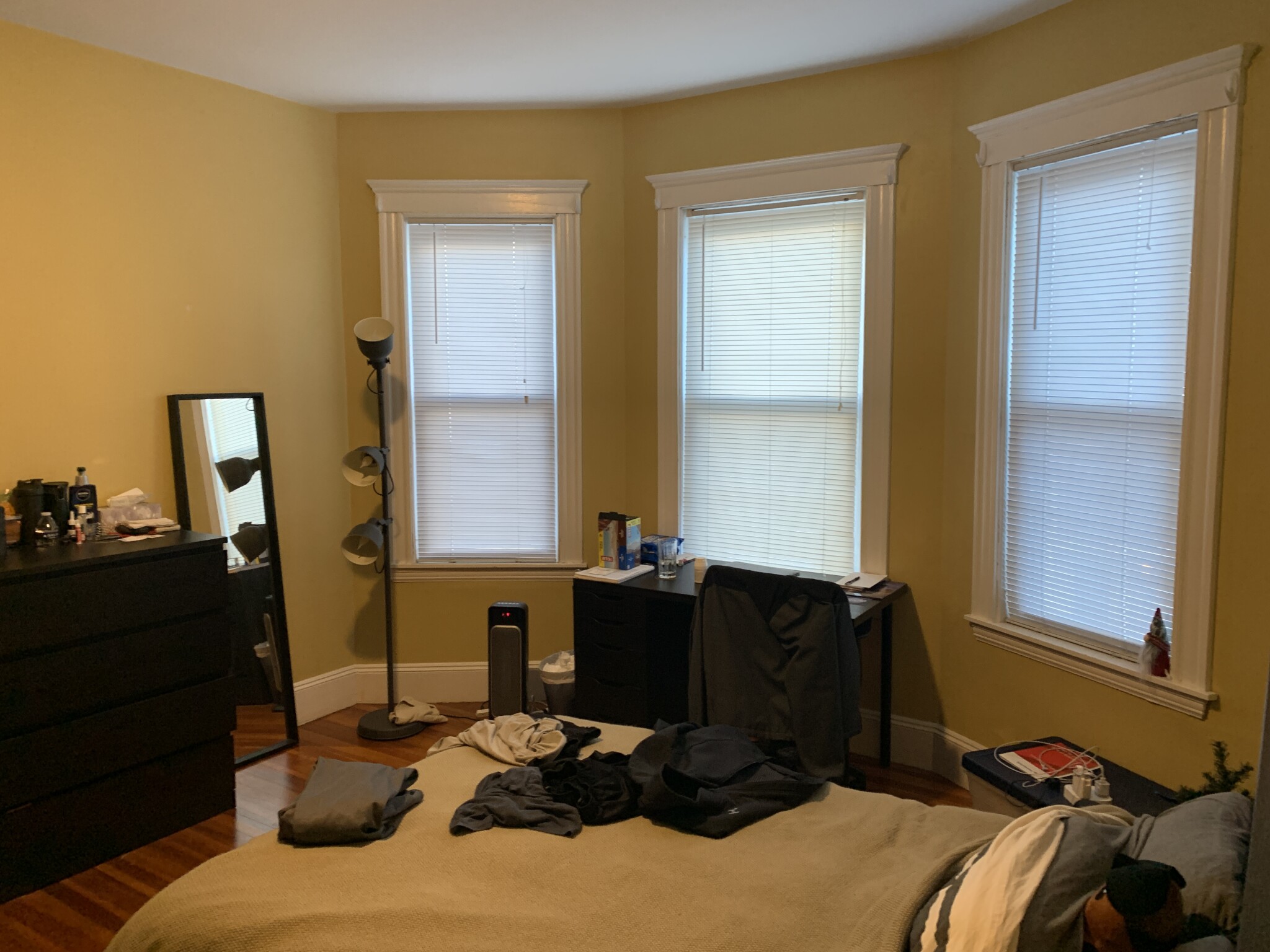 4 bed, 2 bath apartment for rent at 6 Elm St Unit 2, Brookline — photo 10 of 22