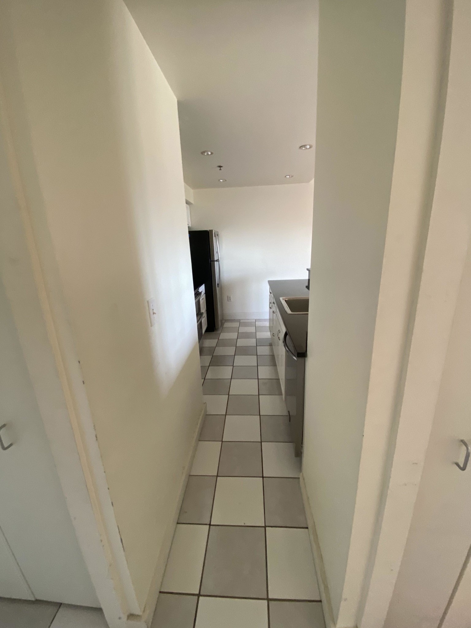 1 bed, 1 bath apartment for rent at 534 Commonwealth Ave Unit 7C, Fenway — photo 29 of 39