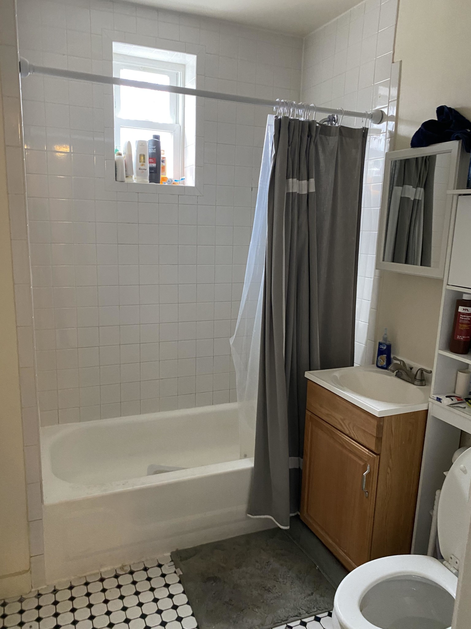 2 bed, 1 bath apartment for rent at 227 Roxbury Unit 1, Roxbury — photo 6 of 10