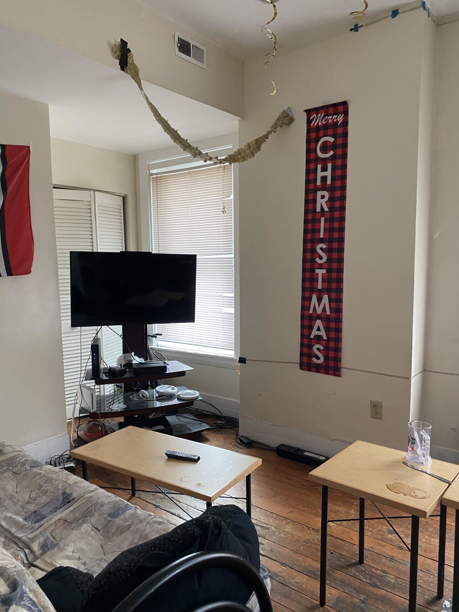 227 Roxbury St, Roxbury