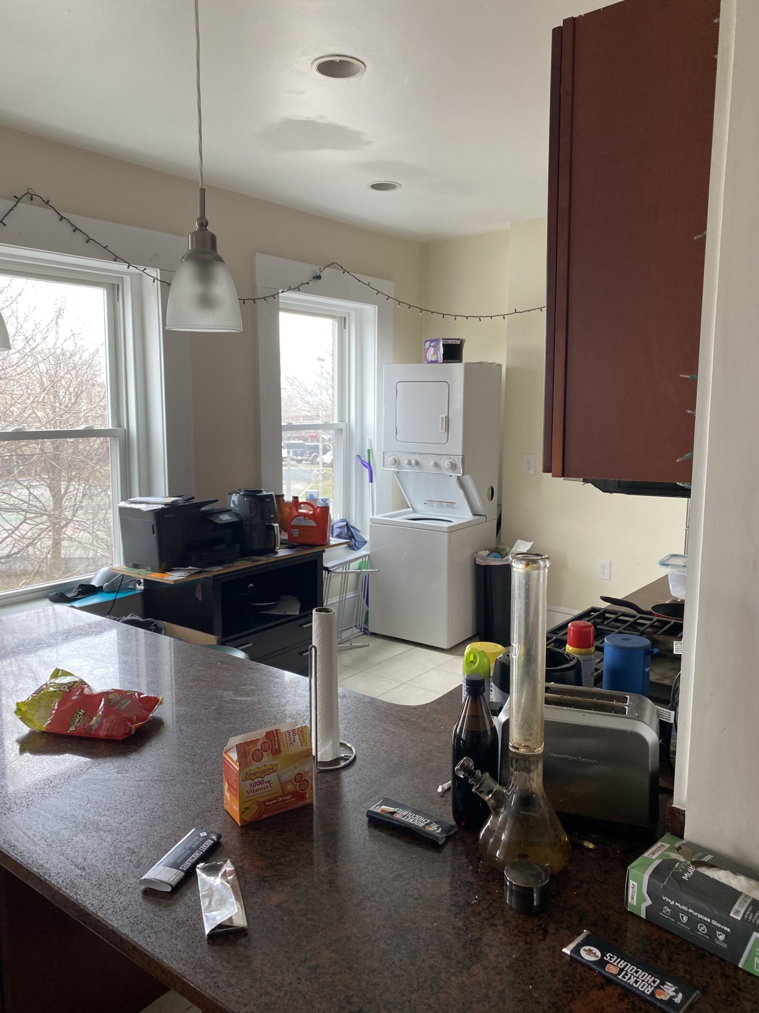 3 bed, 1 bath apartment for rent at 227 Roxbury Unit 6, Roxbury — photo 2 of 8
