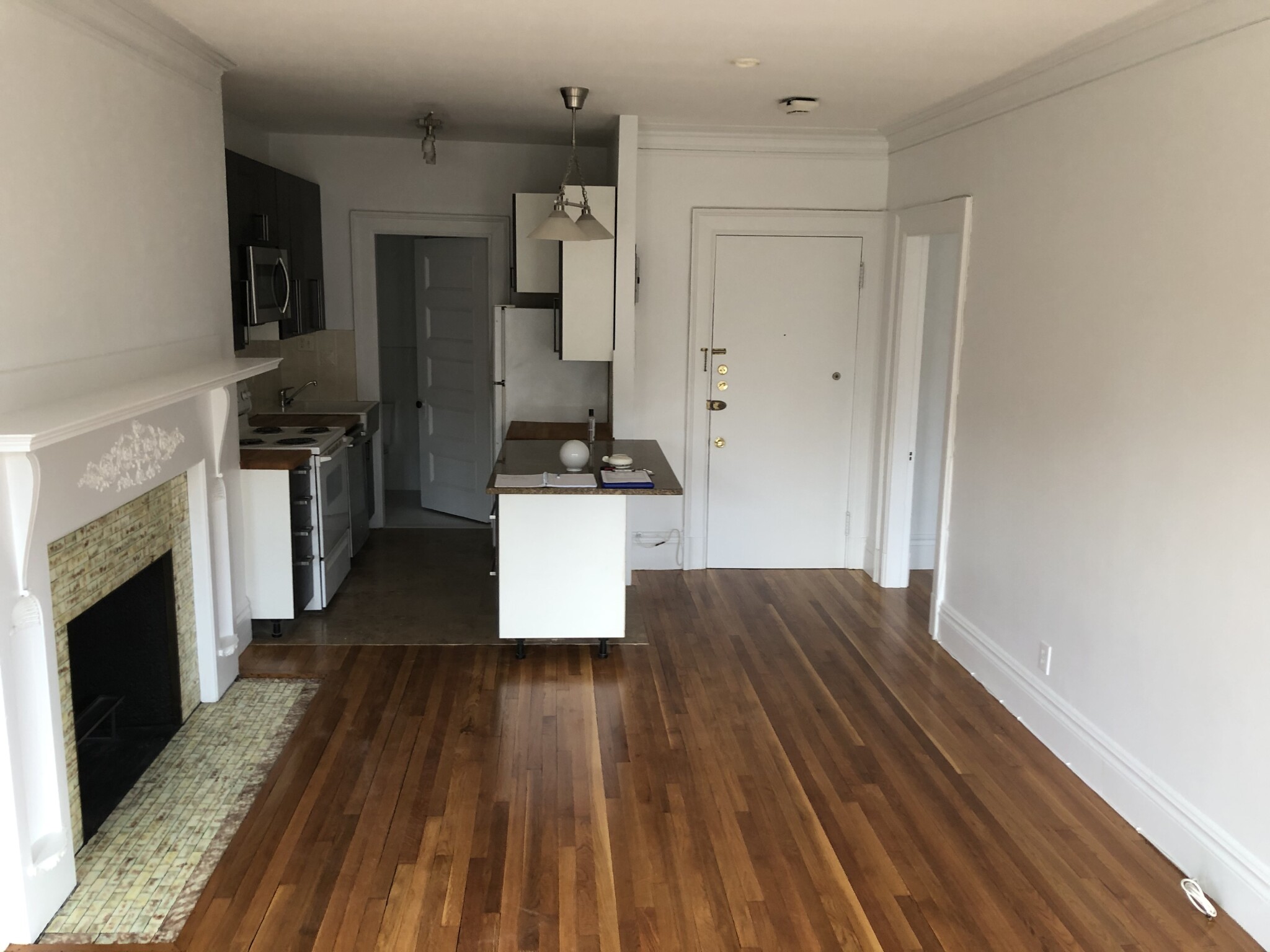 849 Beacon St, Fenway