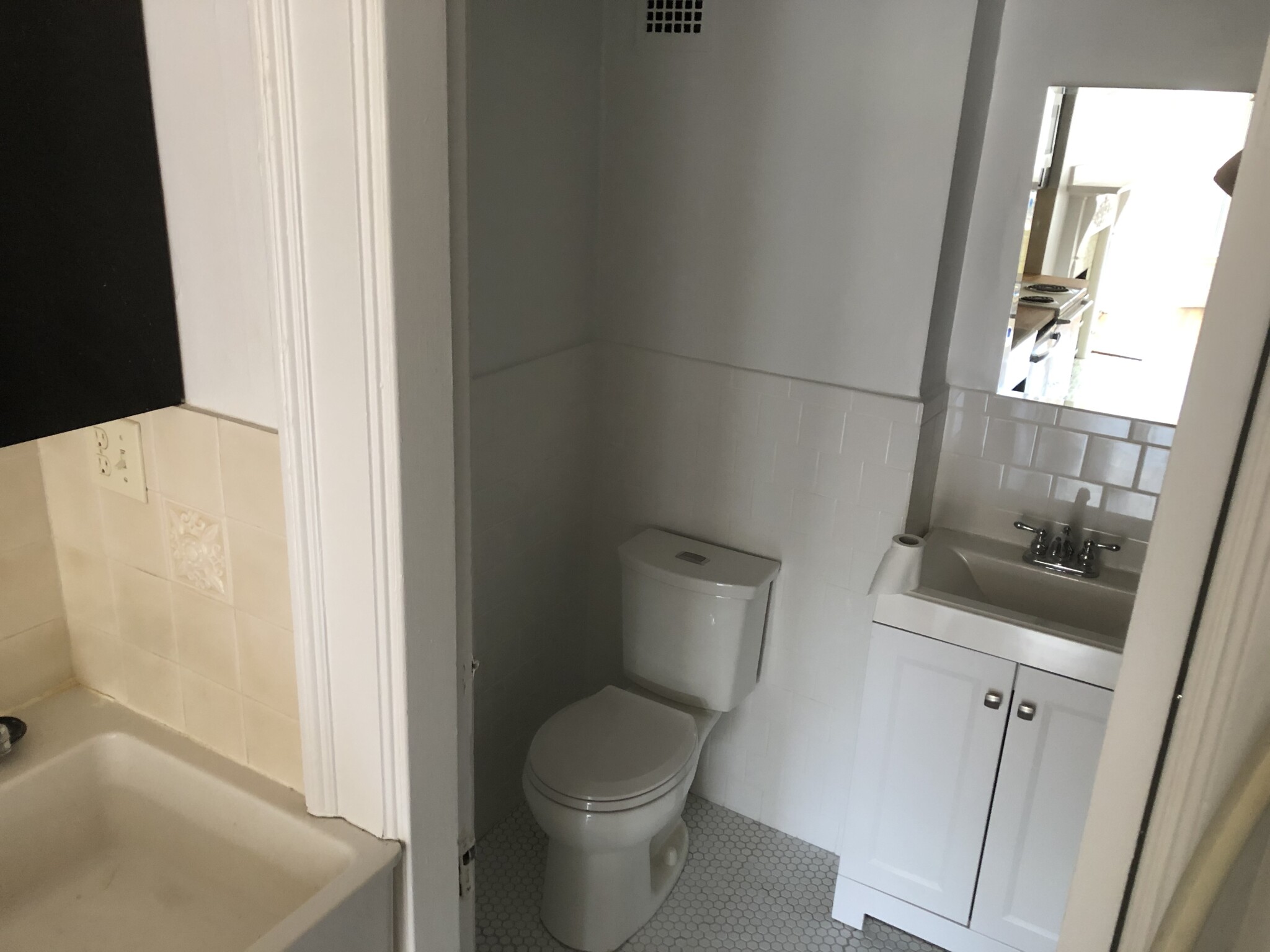 849 Beacon St, Fenway