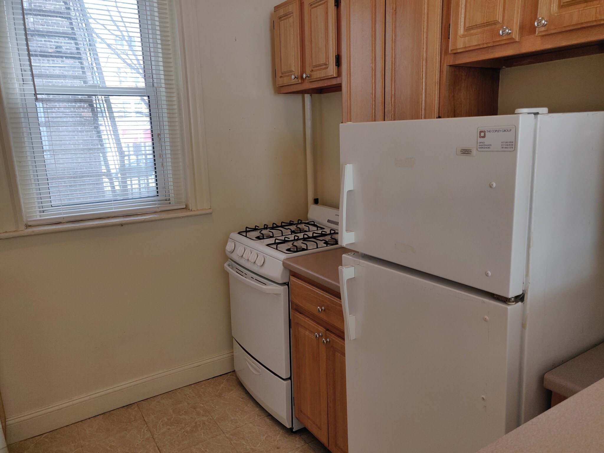 Photo 2 of 120 Peterborough St. Unit 4