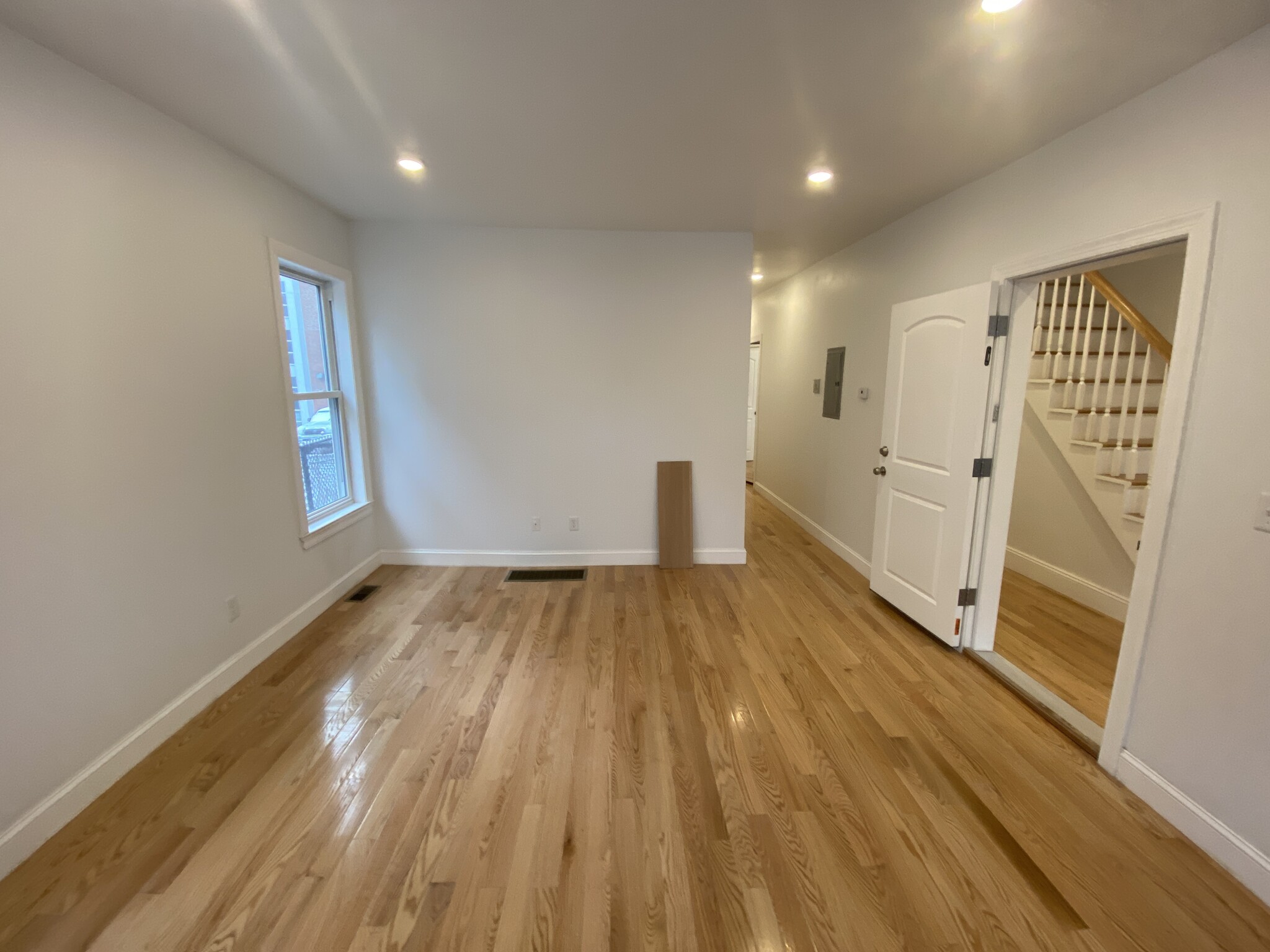 2 bed, 1 bath apartment for rent at 141 Prospect St Unit 1, Cambridge — photo 1 of 15