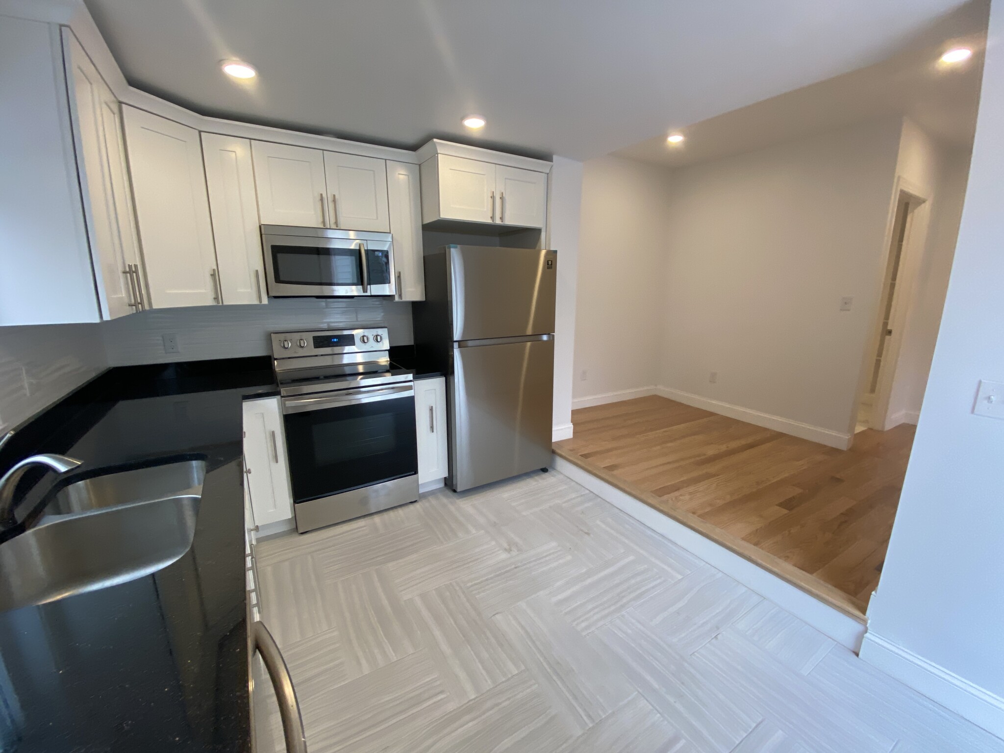 2 bed, 1 bath apartment for rent at 141 Prospect St Unit 1, Cambridge — photo 13 of 15