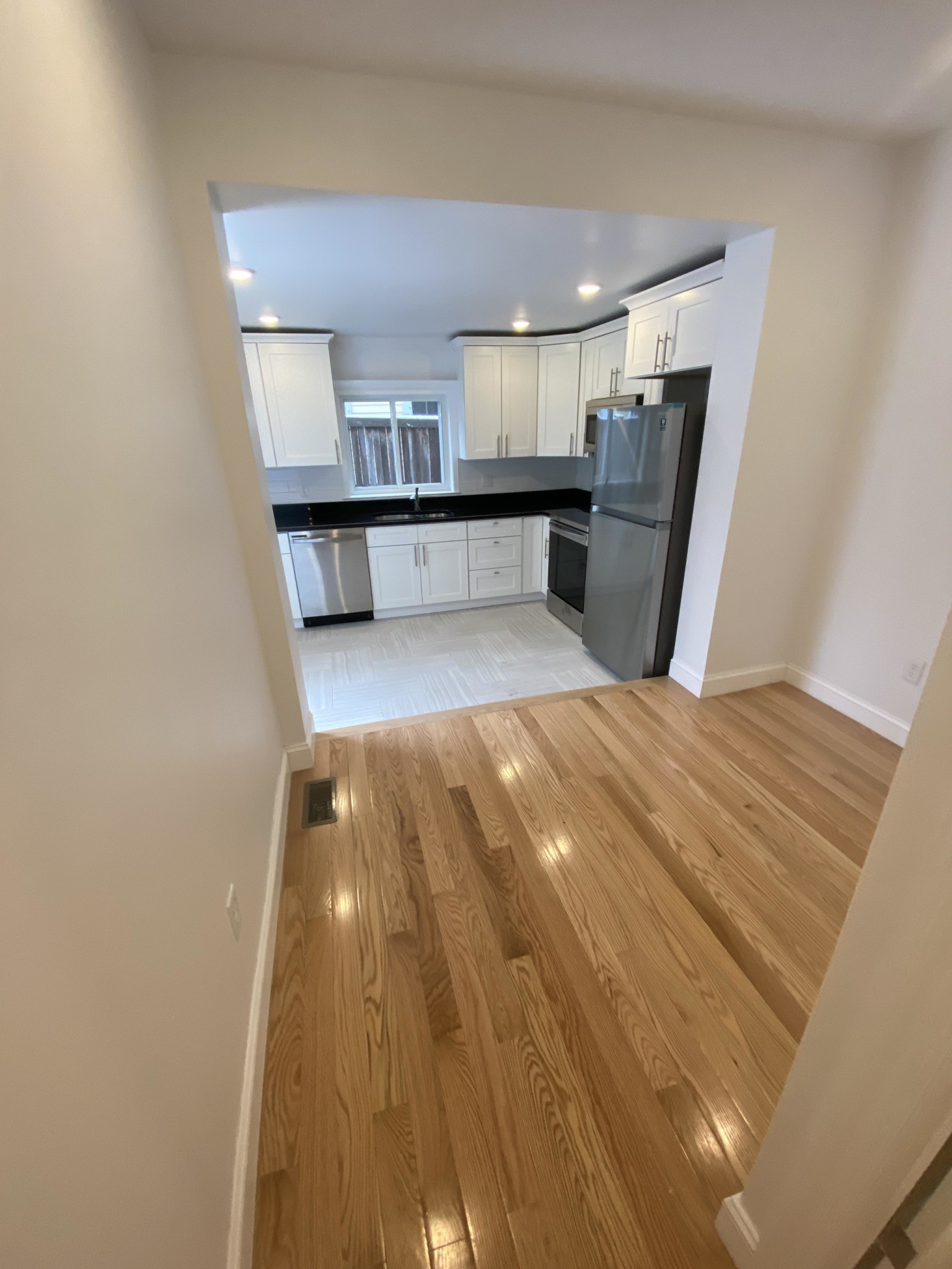 2 bed, 1 bath apartment for rent at 141 Prospect St Unit 1, Cambridge — photo 9 of 15