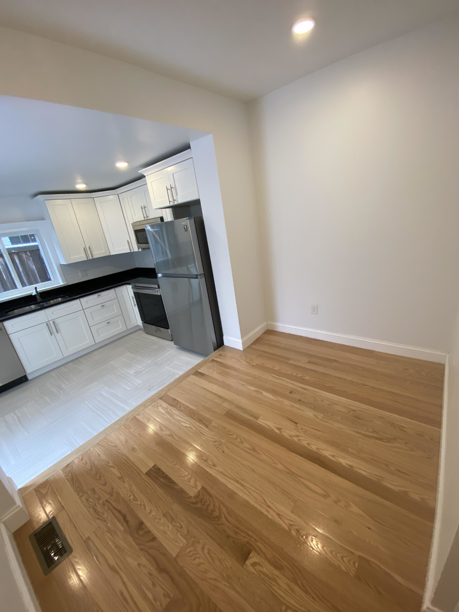 2 bed, 1 bath apartment for rent at 141 Prospect St Unit 1, Cambridge — photo 10 of 15
