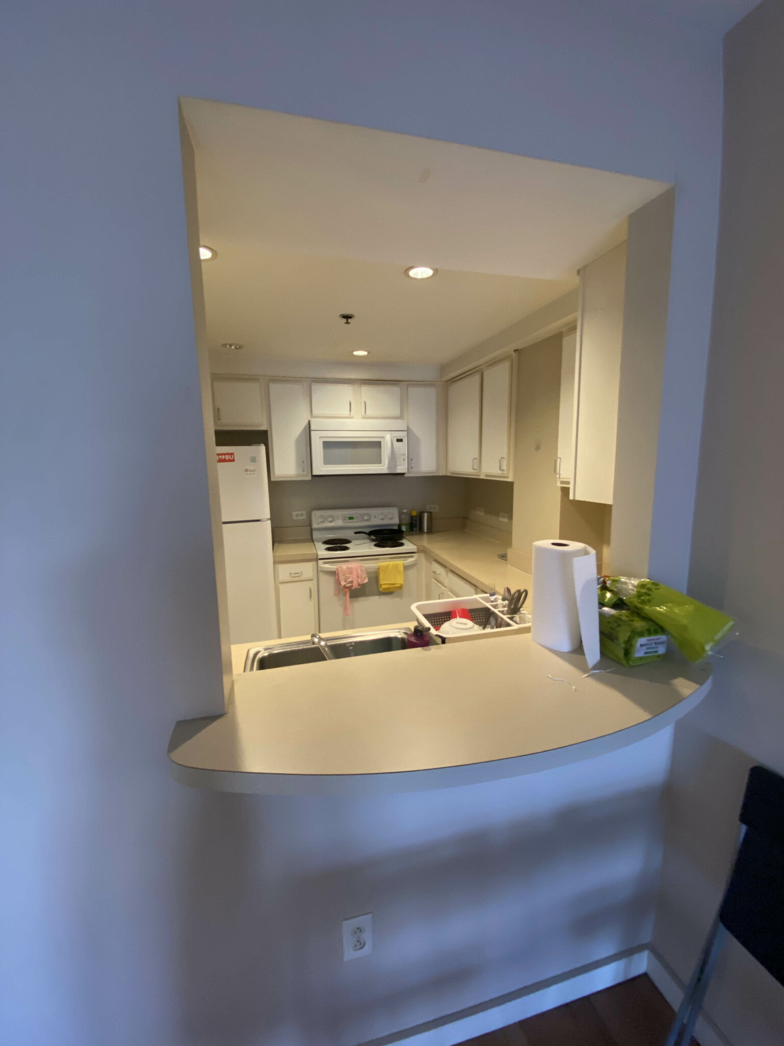 2 bed, 2 bath apartment for rent at 534 Commonwealth Ave Unit 5E, Fenway — photo 3 of 12