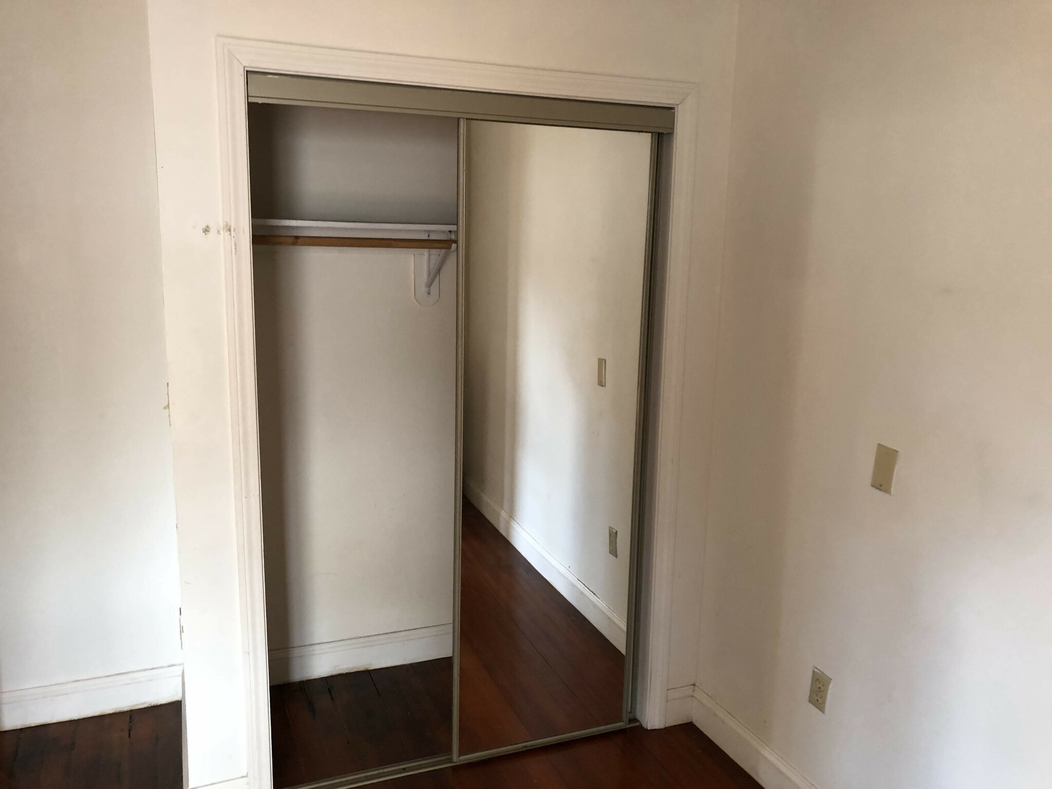 1905 Beacon St, Brookline