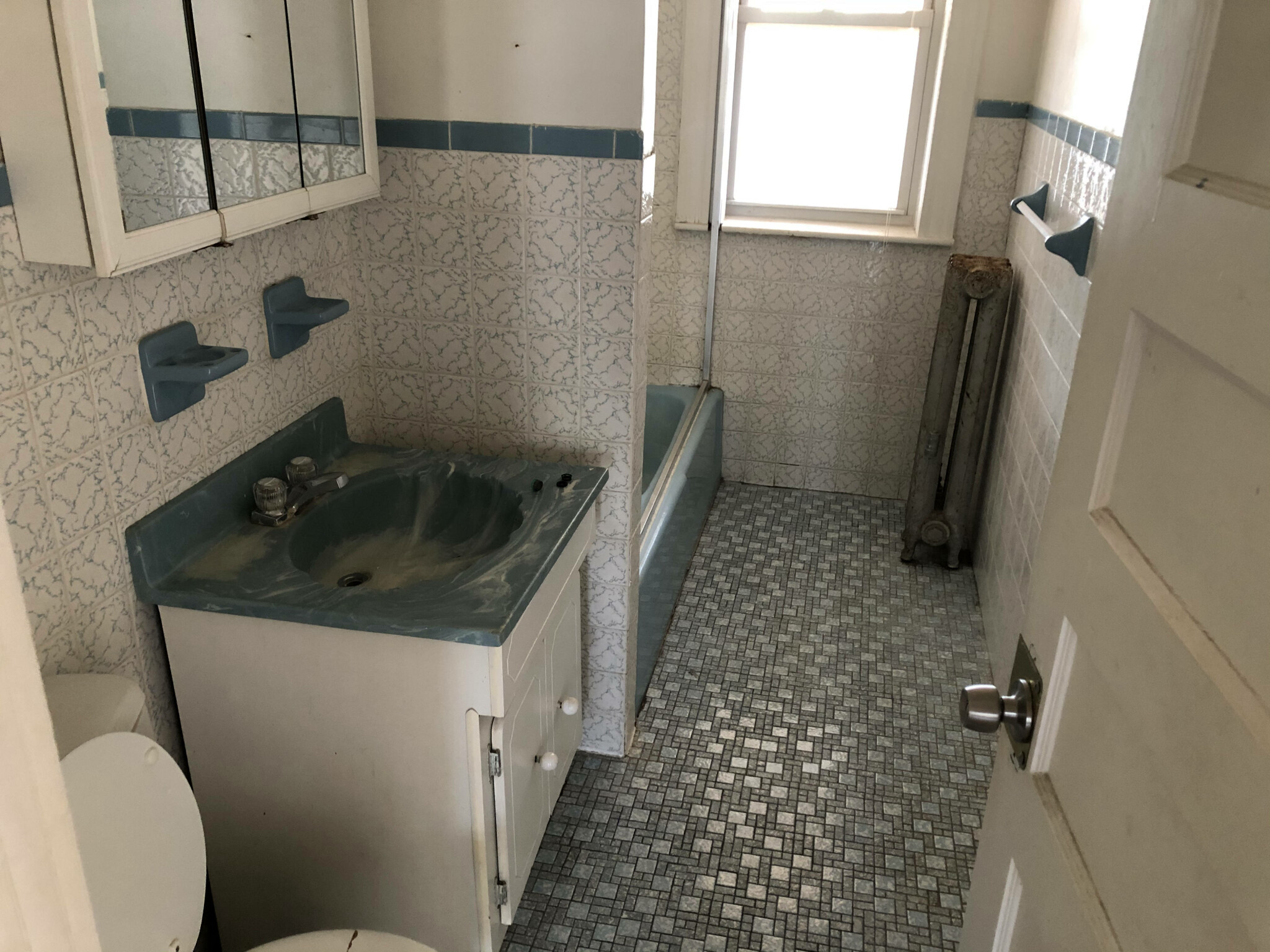 1905 Beacon St, Brookline