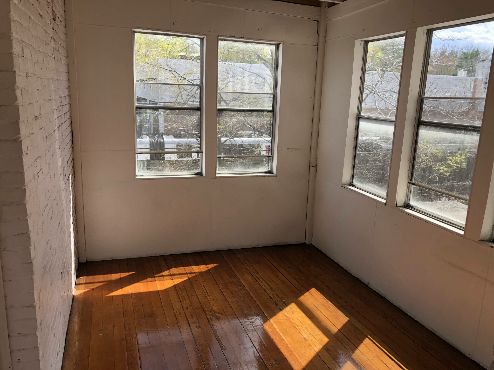 1905 Beacon St, Brookline