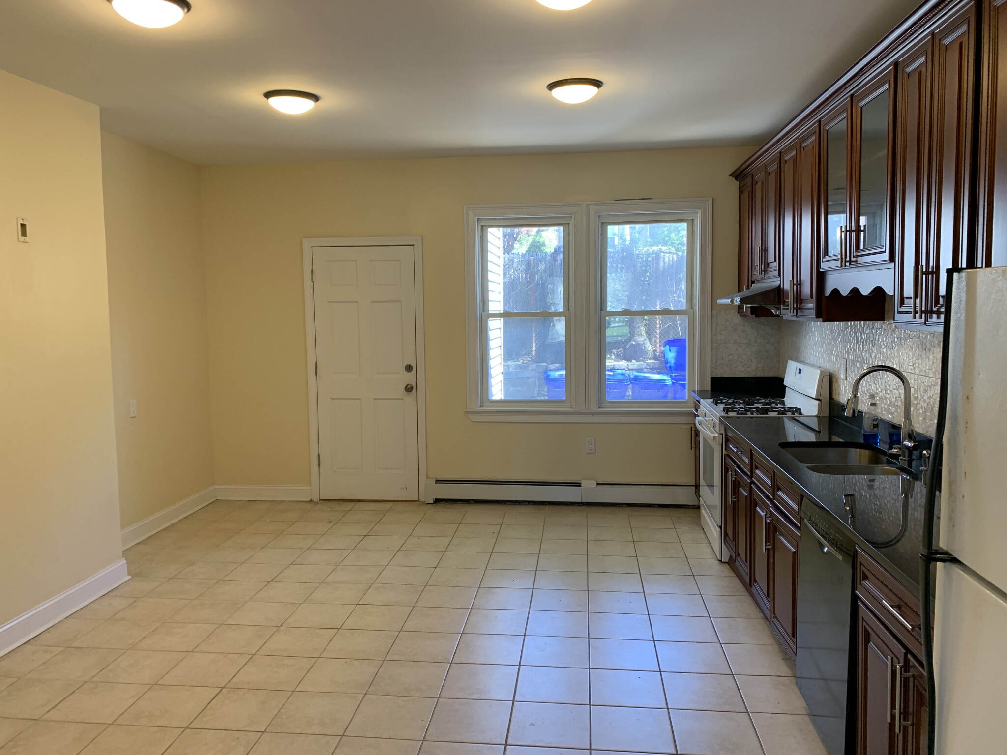 7 High Street Pl, Brookline