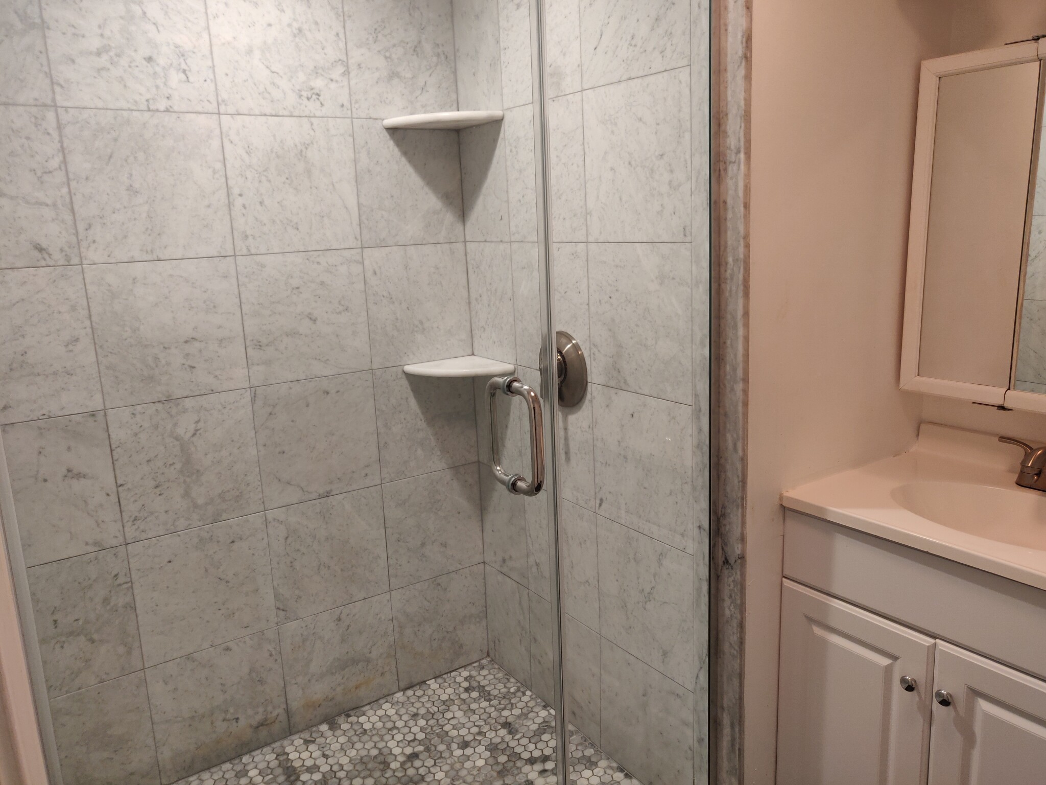 Photo 9 of 127 Saint Botolph Unit 9