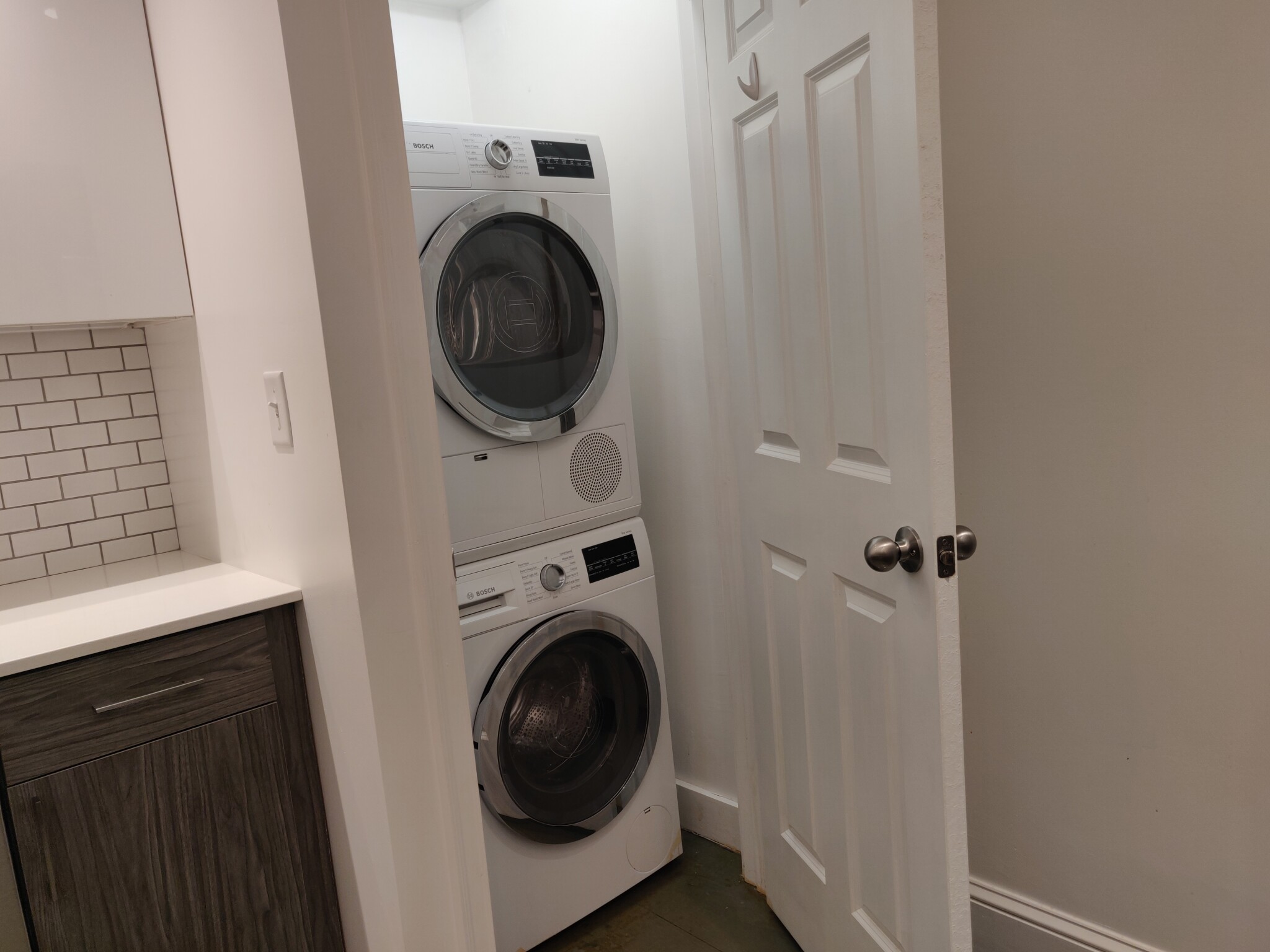 Photo 8 of 127 Saint Botolph Unit 9