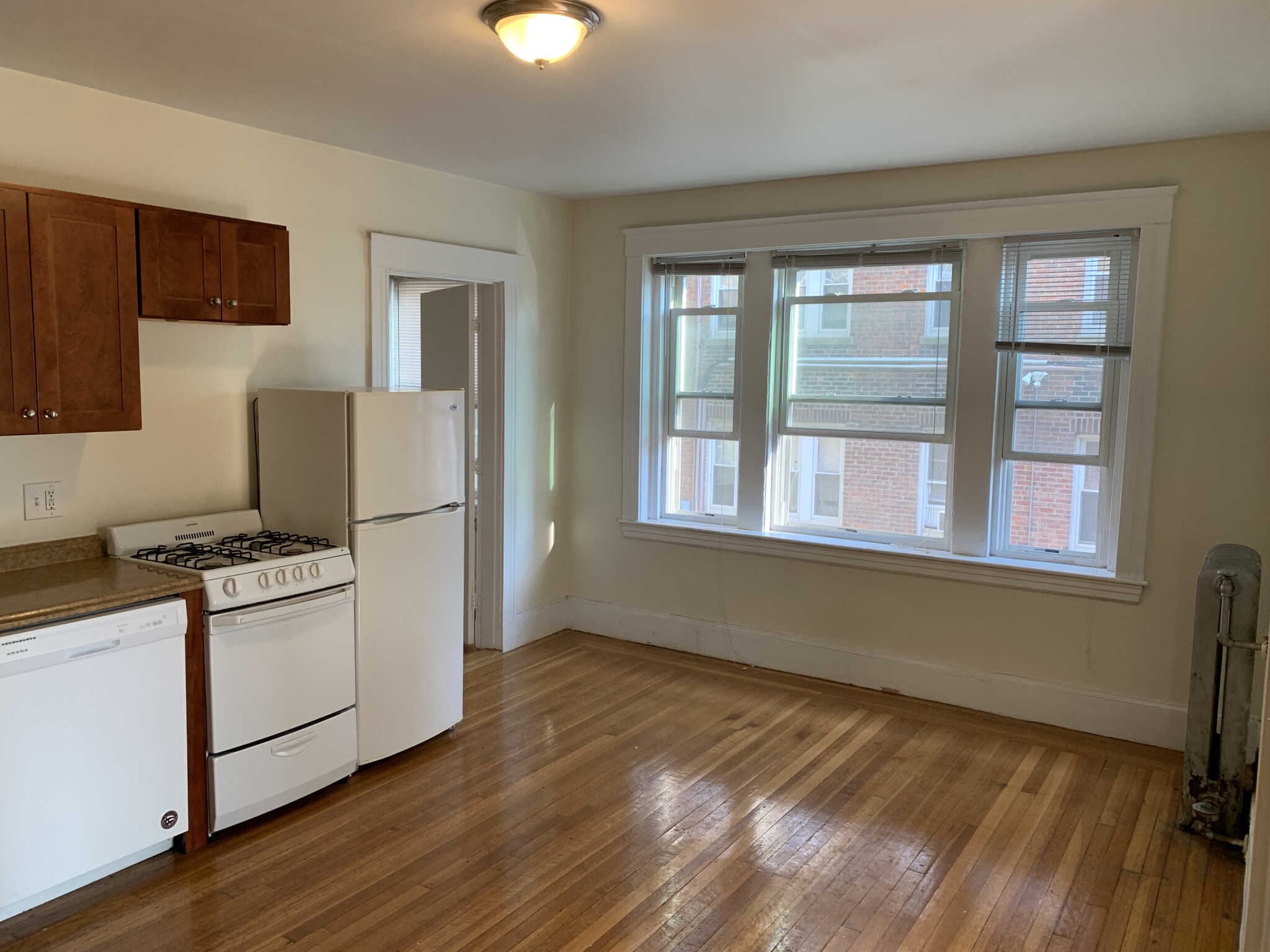 1615 Commonwealth Ave, Brighton